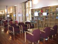 Biblioteca Comarcal Josep Finestres I Monsalvo