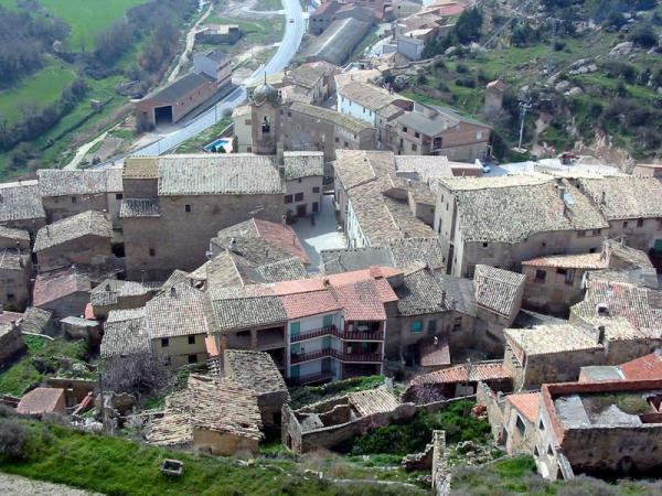 10.8.2012 Poble de Biosca, des del castell  Biosca -  Josep Maria Santesmasses Palou