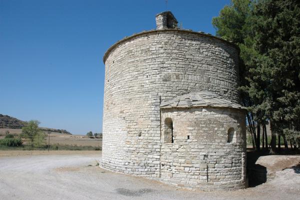 15.8.2012 ' Sant Pere el Gros, l'única església romànica de planta circular que hem vist'  Cervera -  Josep Renalias