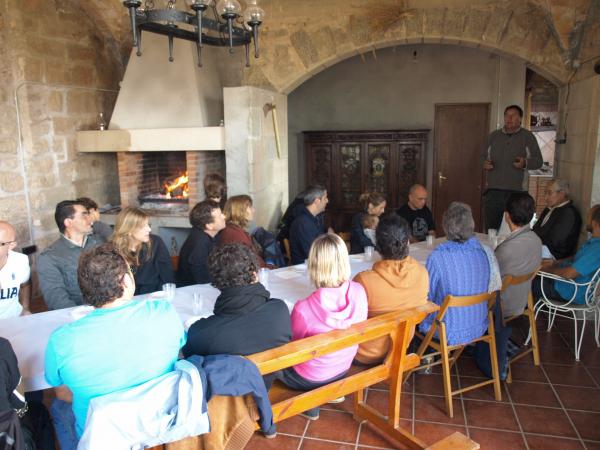 30.9.2012 exposició sobre la història i les tipologies de la cervesa  Guissona -  Camins de Sikarra