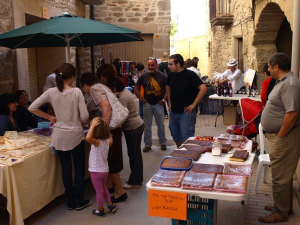 6.10.2012 mercat amb productes de la terra  Sedó -  Jaume Moya