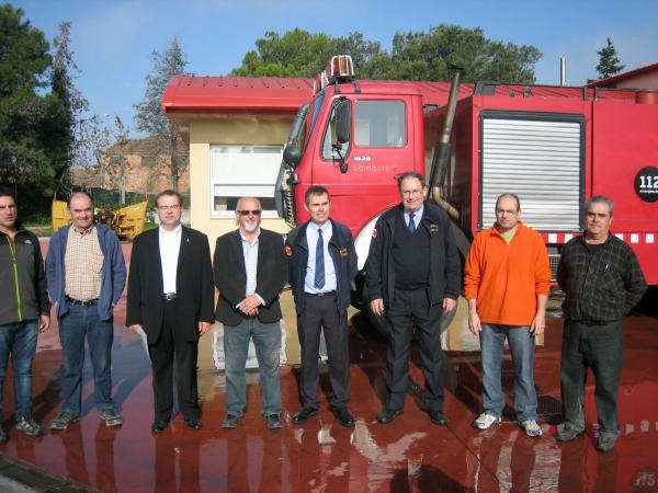 22 de Novembre de 2012 Lliurament d’un camió dels bombers de la Generalitat al Consell Comarcal.  Cervera -  Consell Comarcal de la Segarra