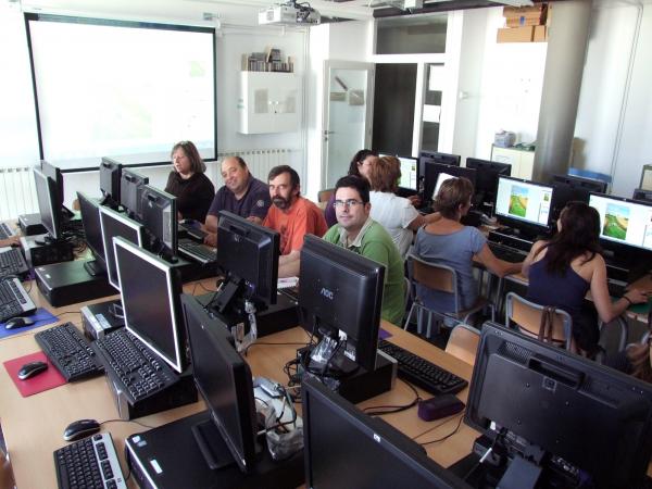 28 de Gener de 2013 Cursos d’informàtica gratuïts per grups de 10 persones  Guissona -  Ajuntament de Guissona