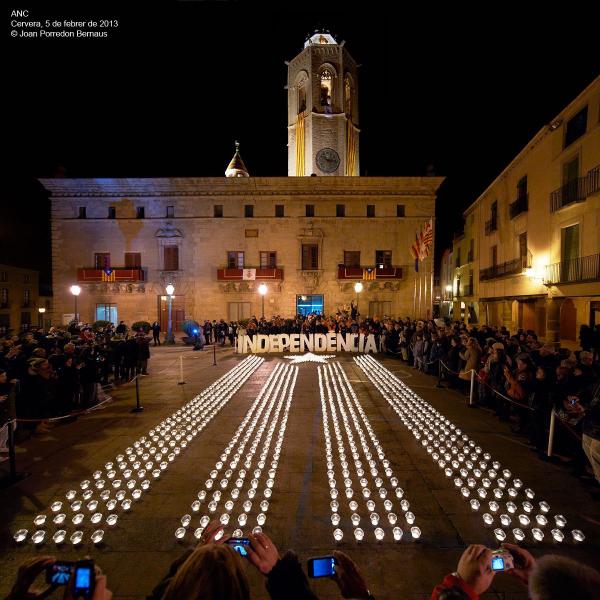 5 de Febrer de 2013 l'Estelada de Foc encesa a Cervera  Cervera -  oan Porredon Bernaus