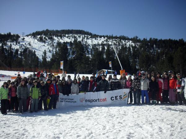 2 de Març de 2013 50 alumnes de 10 a 14 anys de la Segarra practiquen esquí alpí a les pistes de Port Ainé  -  CC Segarra