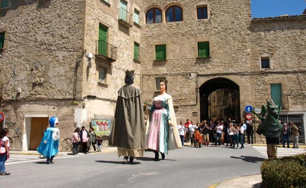 mostra de cultura popular amb les colles de Santa Coloma i Cervera - Santa Coloma de Queralt