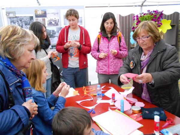 20 de Maig de 2013 Estand de l'ajuntament de Torrefeta i Florejacs a la fira de sant Isidre  Cervera -  Jaume Moya