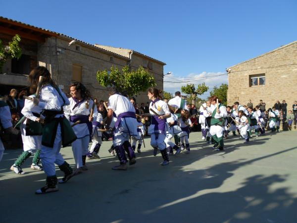 25.5.2013 La colla els Bastoners de Sedó  Sedó -  Ajuntament TiF