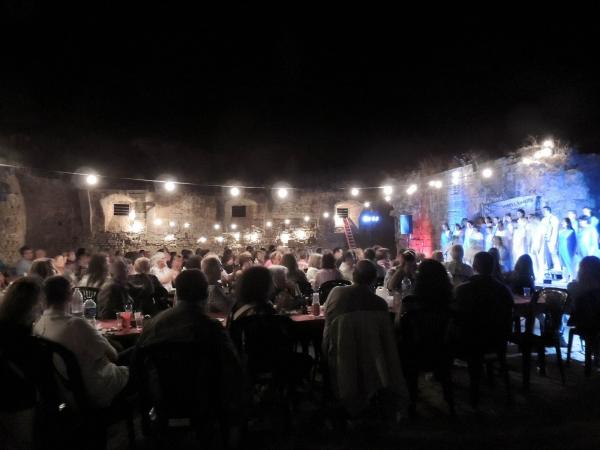 5.7.2013 El sopar, a l'Obra de Fluvià, aplegà 150 persones  Guissona -  Kuartos de Segle