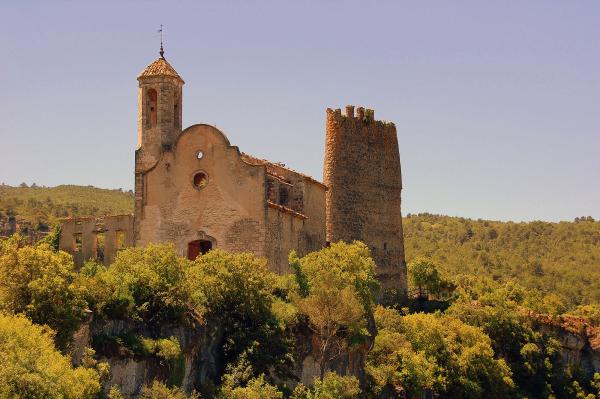 13.8.2013 Castell de Santa Perpètua i església de Santa Maria  Pontils -  Àngela Llop