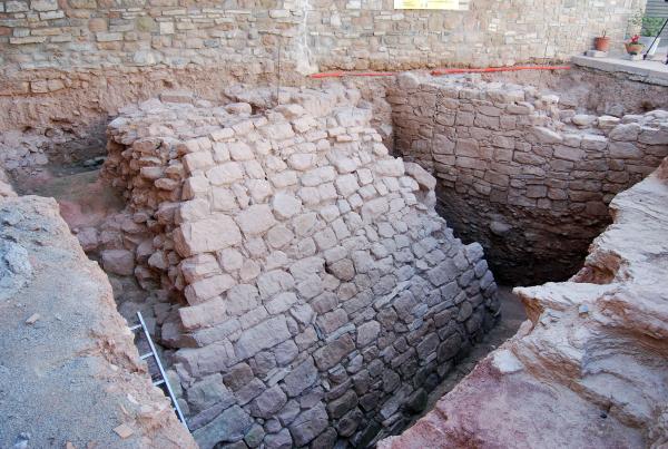 13 de Novembre de 2013 Muralla del jaciment íber  Els Prats de Rei -  Ramon Sunyer