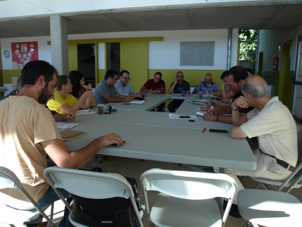 imatge d'una reunió de treball de la PAF a Riudaura (agost de 2013) - Riudaura