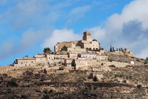 4 de Març de 2014 Vista del poble  Ribelles -  Ramon Sunyer