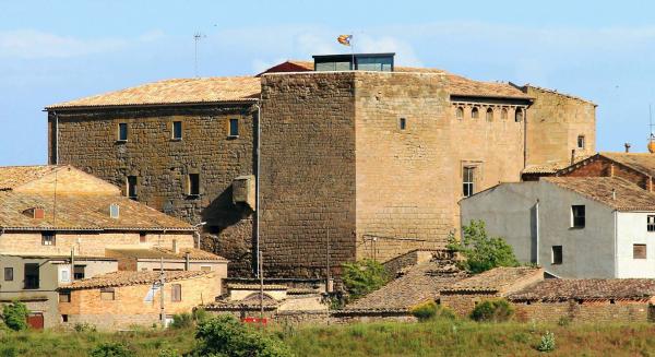 31.3.2014 Una altra vista de l'imponent castell  Concabella -  Concabella Ratera