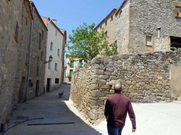 19 de Maig de 2014 arranjament de carrers a Bellveí  Bellveí -  Ajuntament TiF