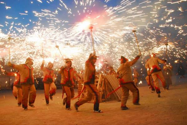 23.6.2014 Revetlla de sant Joan  Cervera -  Xavi Martí