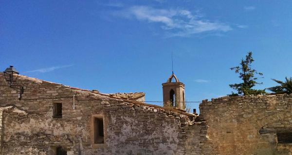 10.5.2015 vista del campanar  Bellmunt de Segarra -  Ramon Sunyer