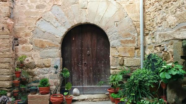02.05.2015 Casa amb portal adovellat  Hostafrancs -  Ramon Sunyer