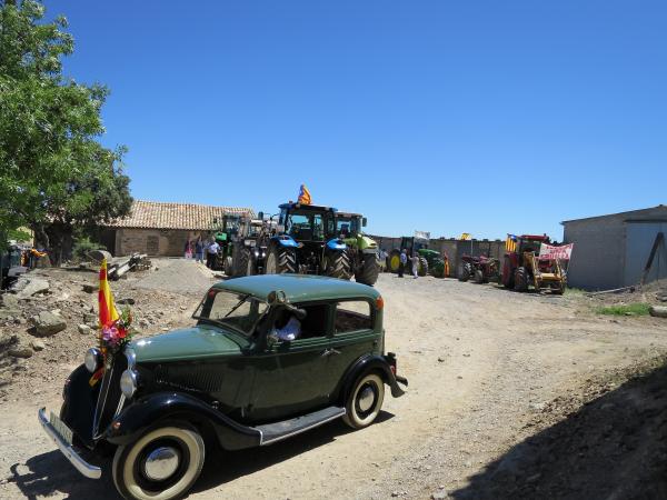 17 de Maig de 2015 benedicció de tractors  Gra -  Ajuntament de Torrefeta i Florejacs