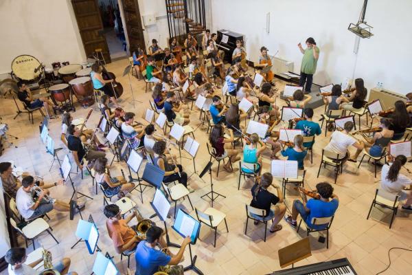 22.7.2015 Assaig de l'Orquestra Juvenil de Curs de Música dirigida per Manel Valdivieso  Cervera -  Jordi Prat