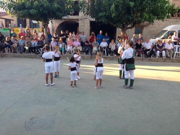 Sedó llueix colla infantil de Ball de Bastons - 