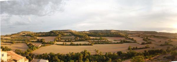 22.8.2015 panoràmica paisatge  Vilagrasseta -  Ramon Sunyer