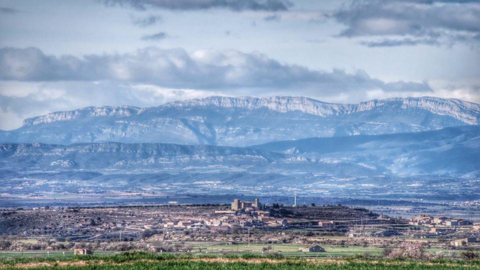 8.2.2016 El Montsec de fons  La Curullada -  Ramon Sunyer