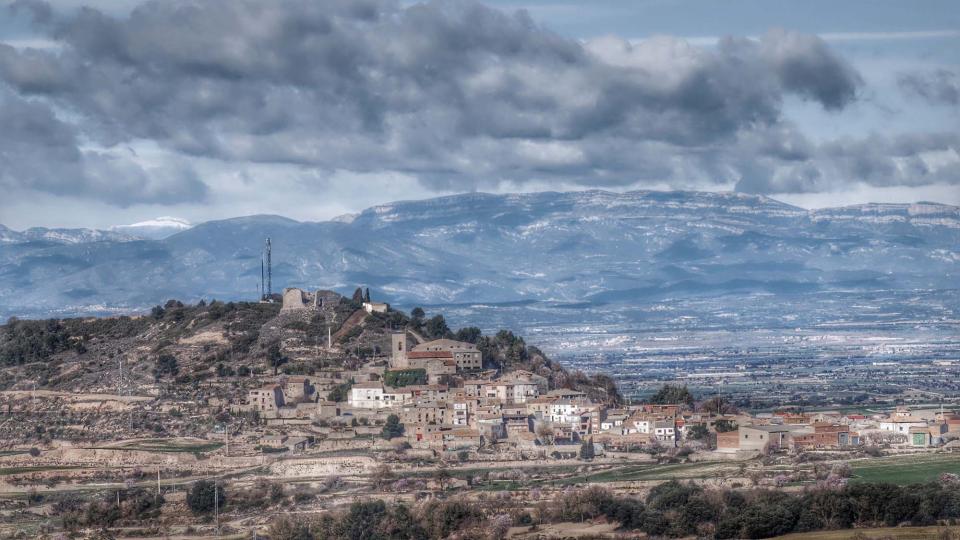 8.2.2016 El Montsec de fons  La Guàrdia Lada -  Ramon Sunyer