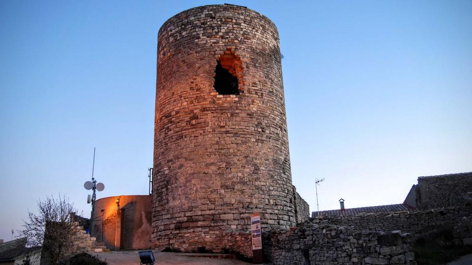 20.2.2016 torre romànica s. XI  L'Ametlla de Segarra -  Ramon Sunyer