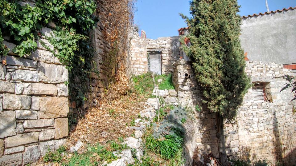 21.2.2016 carrer del castell  La Guàrdia Lada -  Ramon Sunyer