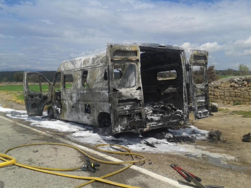 INCENDI A LA CARRETERA LOCAL L-314 3.4.2016 INCENDI A LA CARRETERA LOCAL L-314 - Miquel Yago