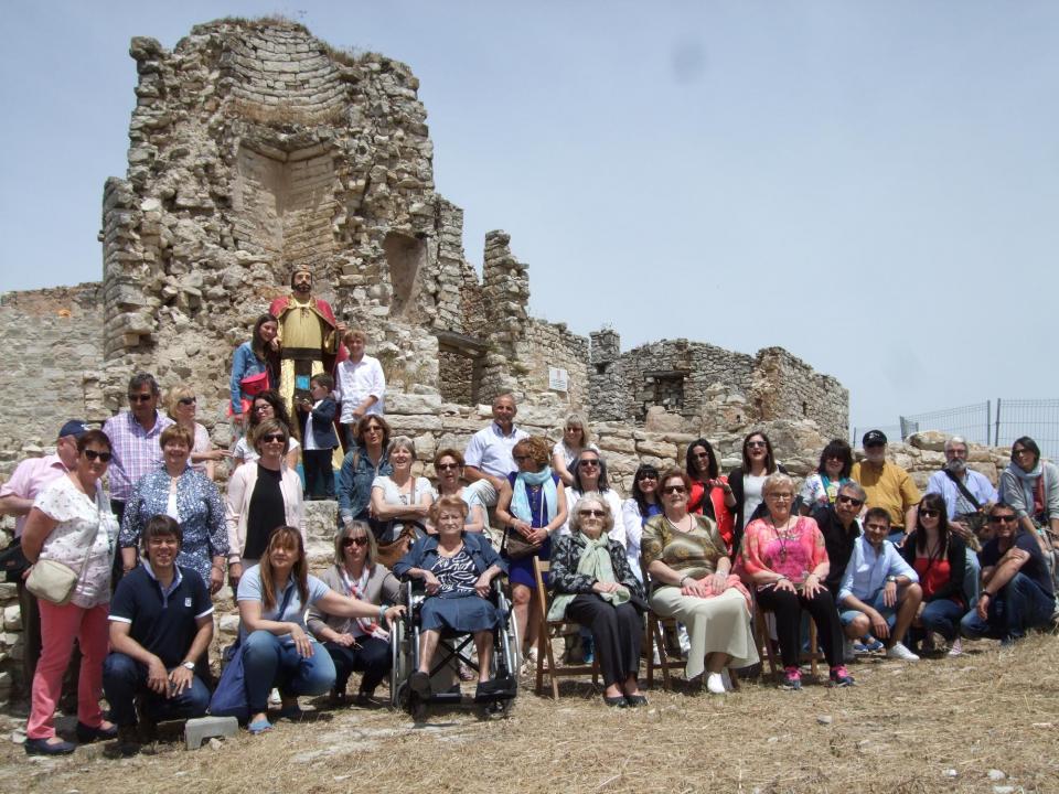 12.6.2016 ALTA-RIBA CELEBRA LA VII FESTUM CASTRUM, REIVINDICA EL PAISATGE I PRESENTA A LA COMARCA EL NOU GEGANT  Alta-riba -  AACSMA