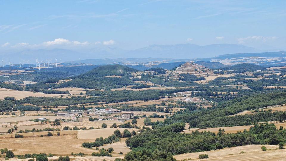 4.7.2016 Vista d'Argençola des dels Plans de Ferran  Argençola -  Ramon  Sunyer