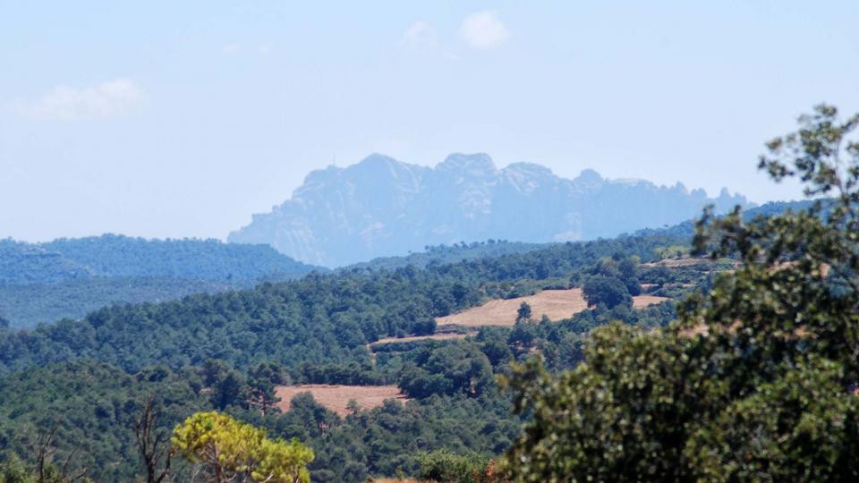 vista de Mpontserrat 8.8.2016 vista de Mpontserrat Sant Pere Sallavinera - Ramon Sunyer