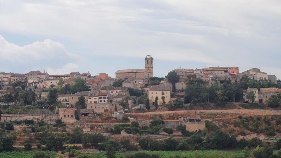 20.8.2016 vista del poble  Nalec -  Ramon Sunyer