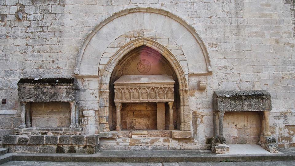 20.8.2016 Església de Santa Maria  Vallbona de les Monges -  Ramon Sunyer