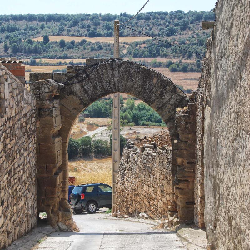 28.8.2016 portal  Granyena de Segarra -  Ramon Sunyer