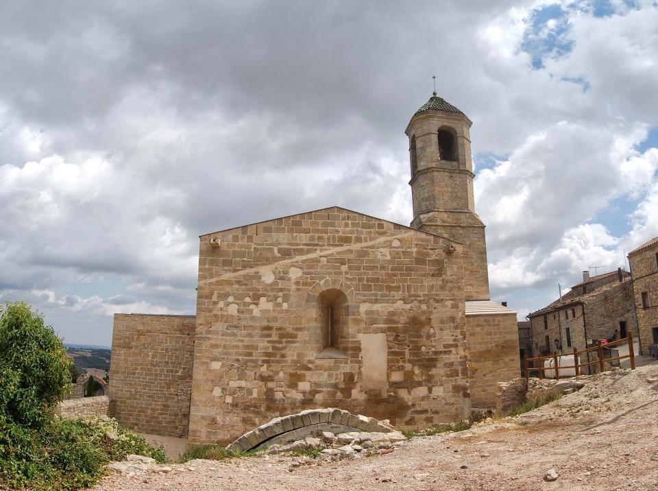 31.8.2016 Església de Sant Miquel romànic s XII  Forès -  Ramon Sunyer