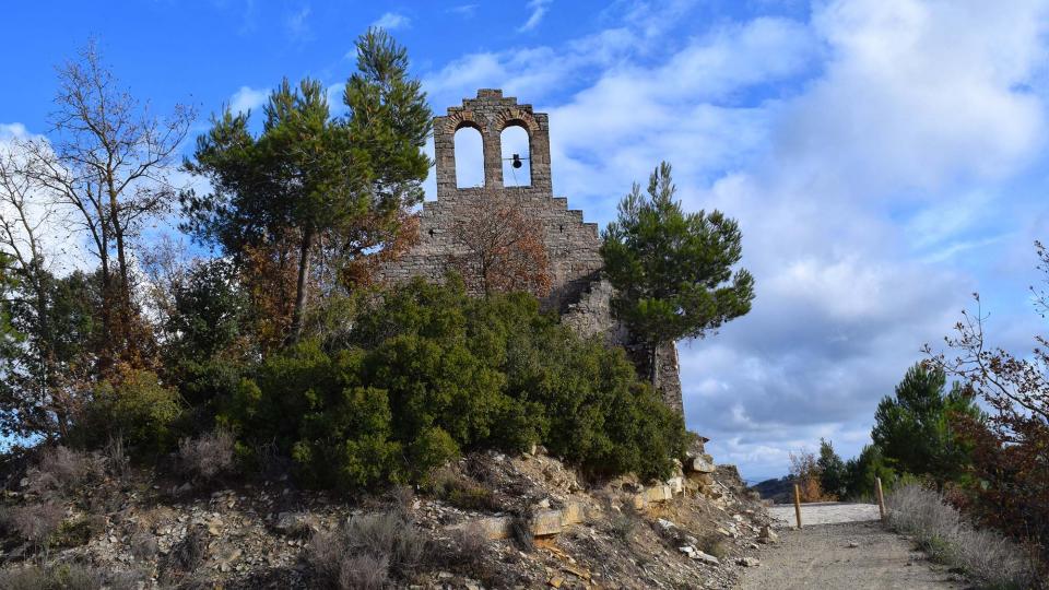 4.12.2016 Església de Sant Pere romànic s XI  Montfalcó el Gros -  Ramon Sunyer