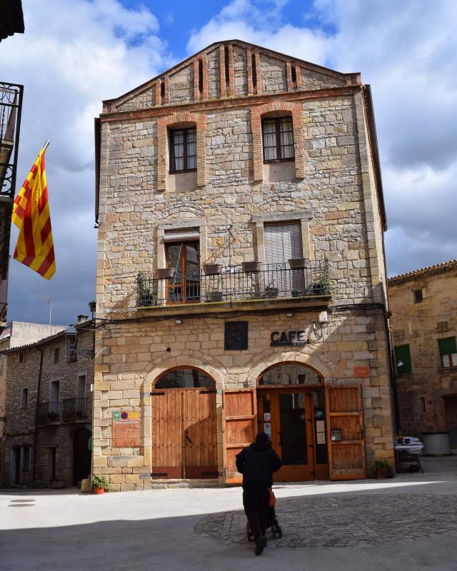 Cafè del Sindicat, antic Sindicat Agrícola 12.3.2017 Cafè del Sindicat, antic Sindicat Agrícola Conesa - Ramon Sunyer