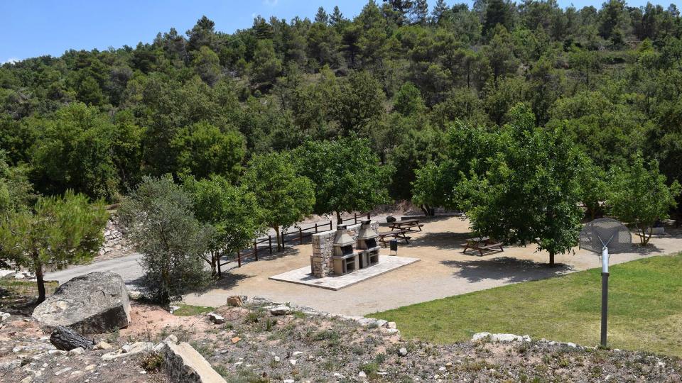 16.7.2017 Àrea de lleure la Font Voltada  Passanant -  Ramon Sunyer