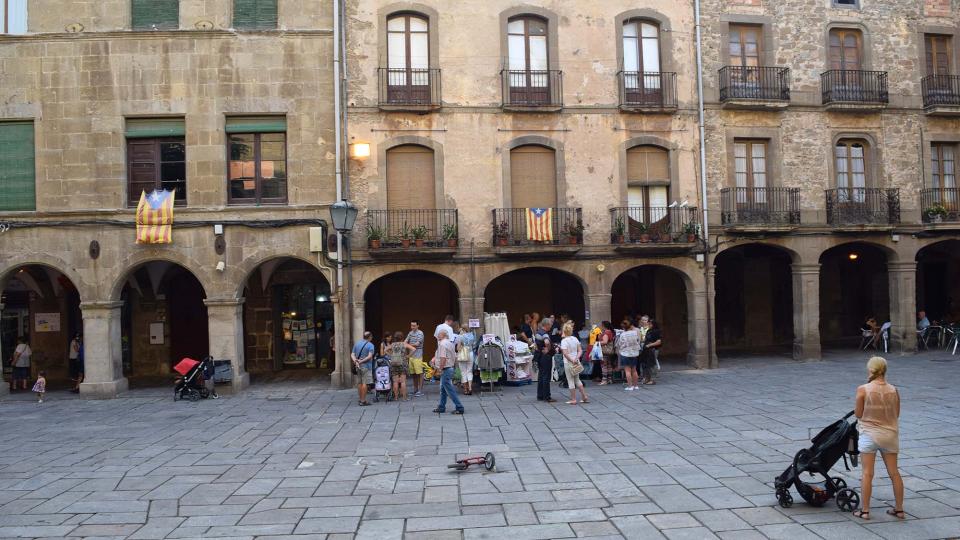 18.8.2017 Plaça Major  Guissona -  Ramon Sunyer