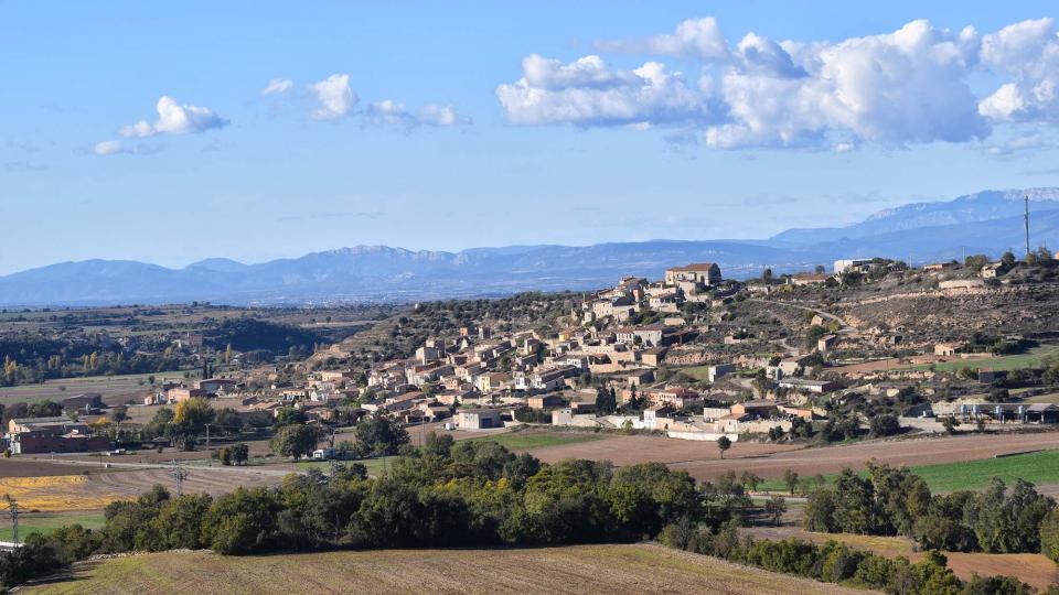 5.11.2017 Vista del poble  Les Oluges -  Ramon Sunyer