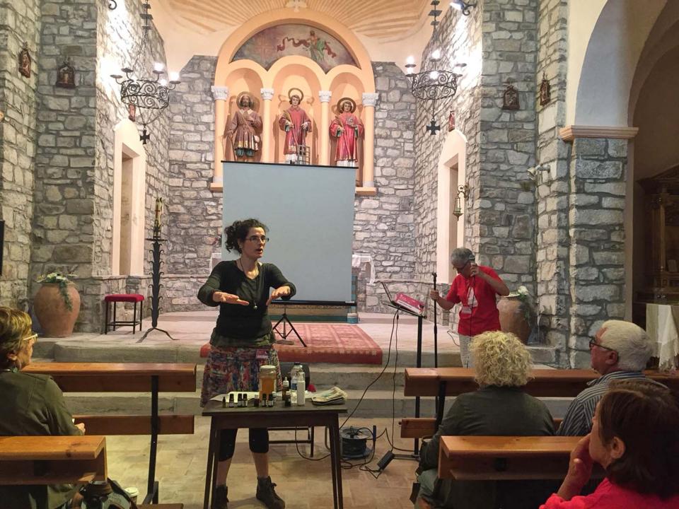 9.6.2018 - Jornada Tècnica “Botànica a la Cuina. Espècies, herbes i flors” - Argençola - Mariona Miquel
