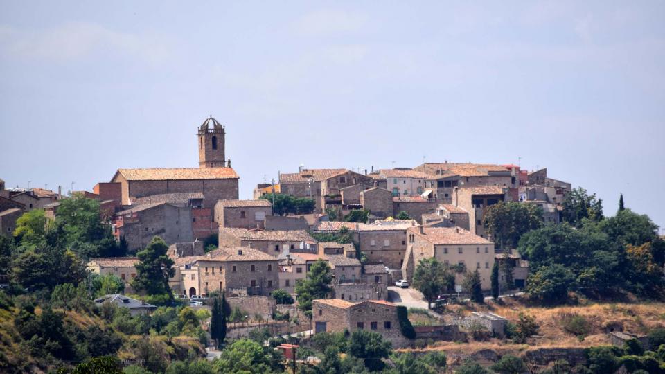 12.8.2018 vista del poble  Nalec -  Ramon Sunyer