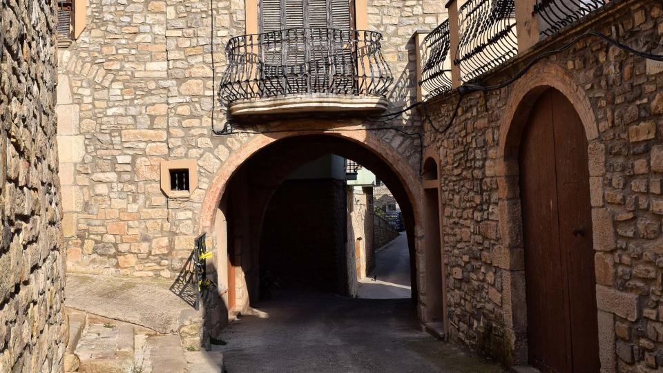 Portal del carrer Major 12.8.2018 Portal del carrer Major Rocafort de Vallbona - Ramon Sunyer