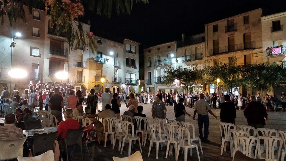 21.8.2018 Sardanes a la plaça  Santa Coloma de Queralt -  Ramon Sunyer