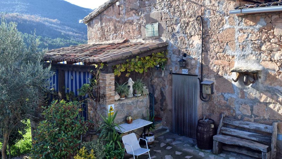 Detall casa 9.12.2018 Detall casa Aguilar de Segarra - Ramon Sunyer