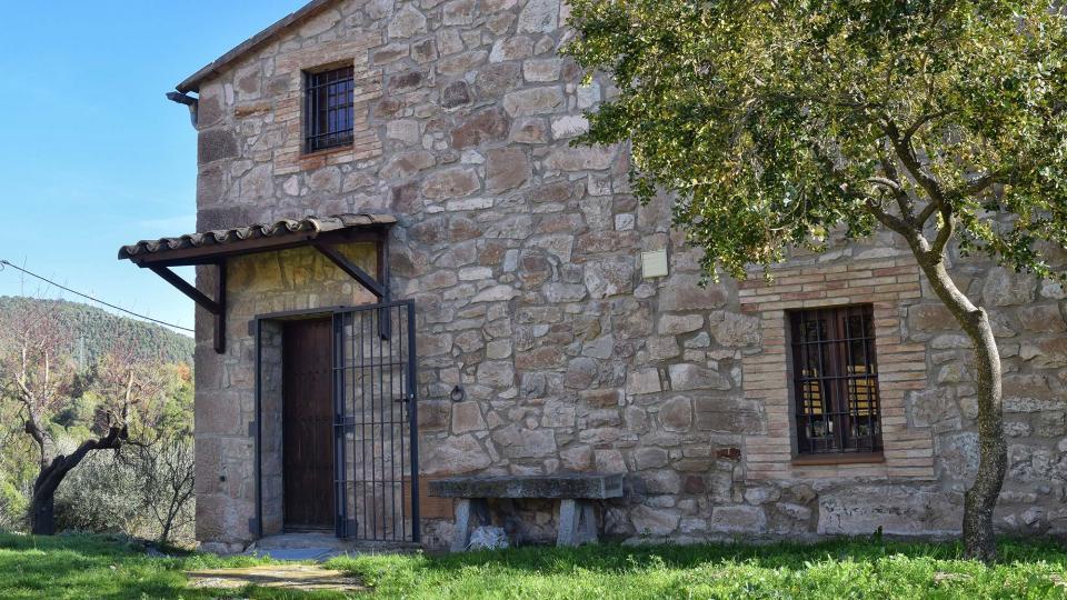 Detall casa 9.12.2018 Detall casa Aguilar de Segarra - Ramon Sunyer