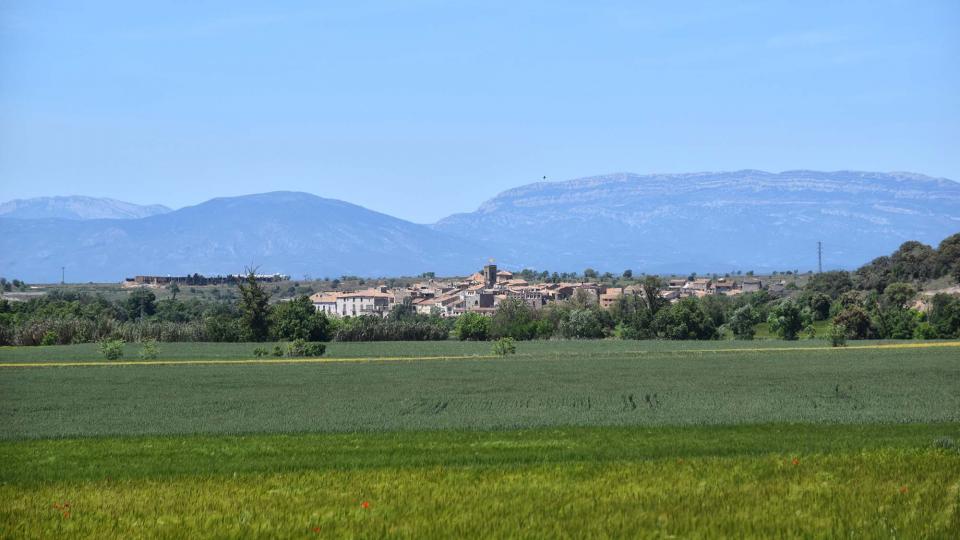 12.5.2019 Vista del poble  Tarroja de Segarra -  Ramon Sunyer